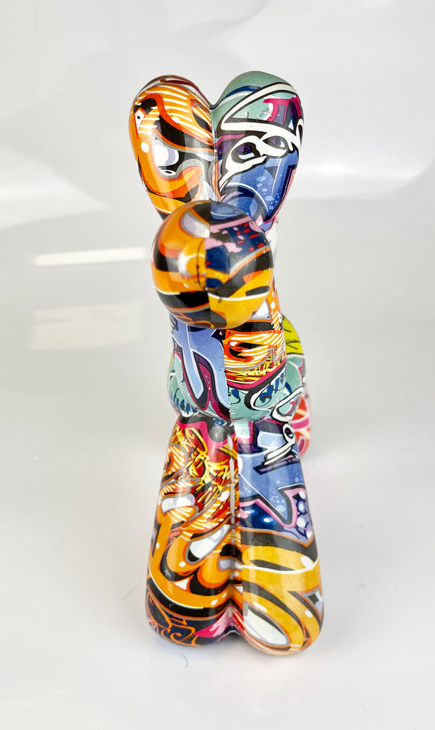 Graffiti Resin Balloon Dog Desk Sculptures, Graffiti Dog Sculpture, Glossy Desk Décor, Dog Model Graffiti Resin Balloon Dog Desk Sculptures, Graffiti Dog Sculpture, Glossy Desk Décor, Dog Model